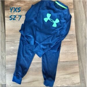 Unisex Under Armour Joggers Set in excellent like new clean condition